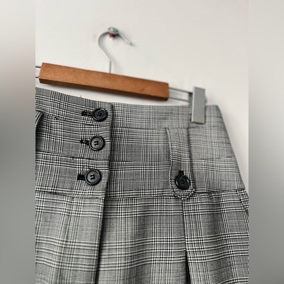 Elizabeth and James Pinstripe Wide-leg Trousers - Picture 4 of 9